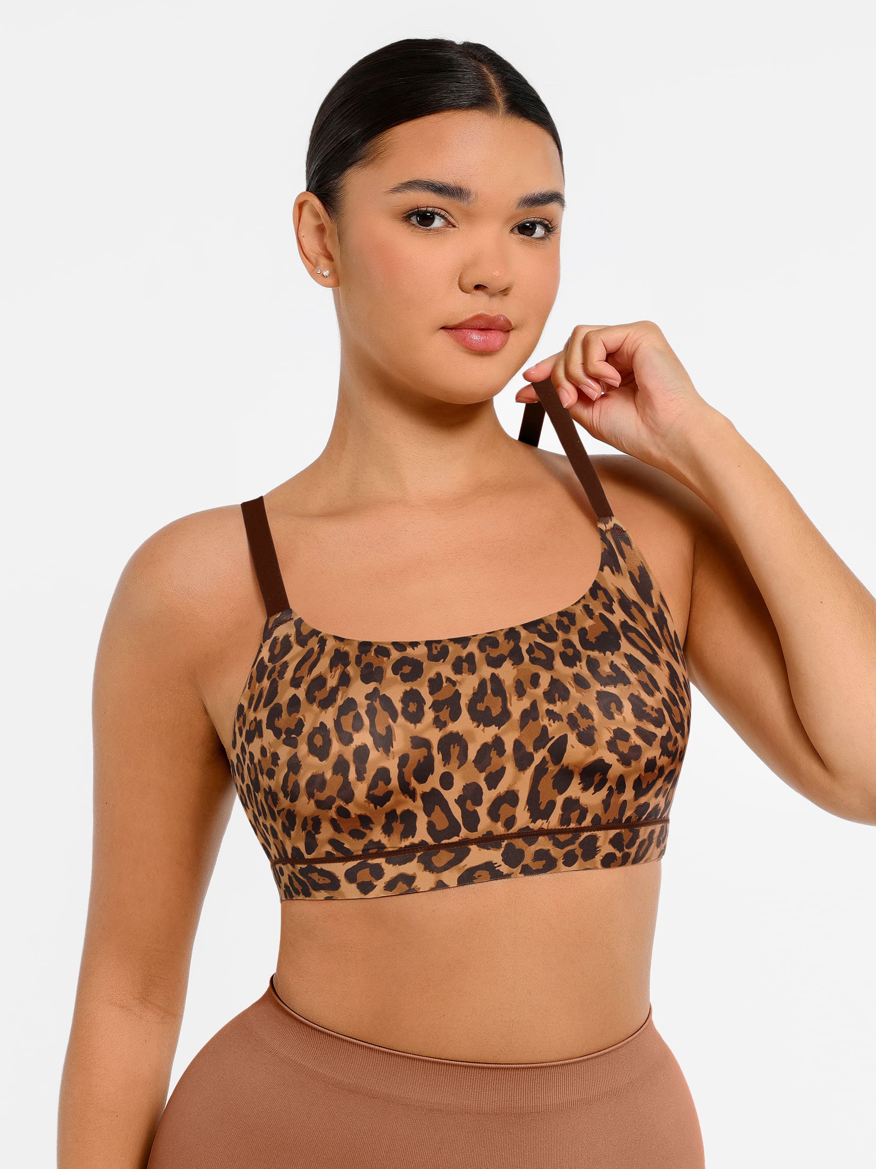 Feelingirl Everyday Wireless Invisible Square Neck Bra - Image 47
