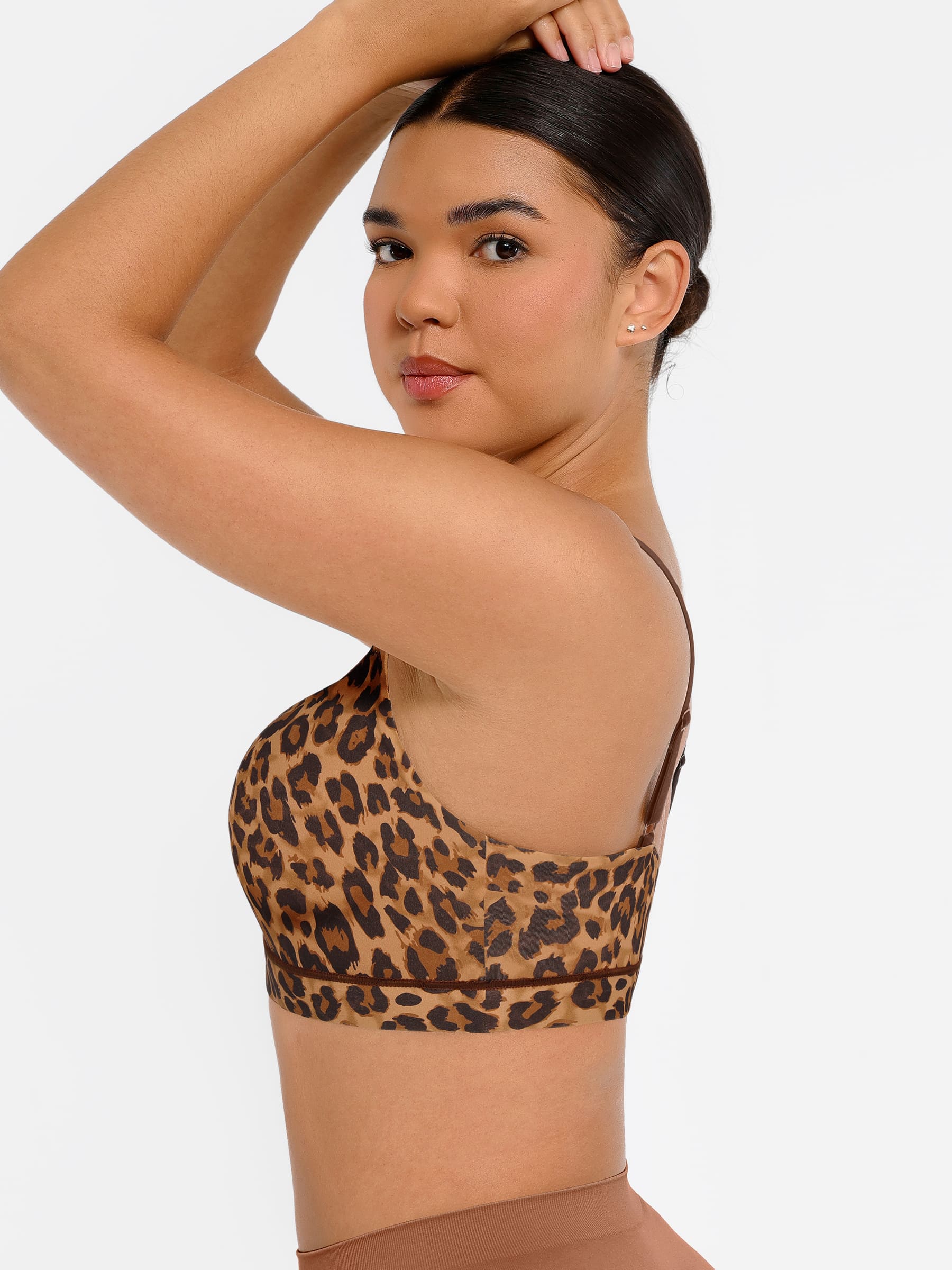 Feelingirl Everyday Wireless Invisible Square Neck Bra - Image 45