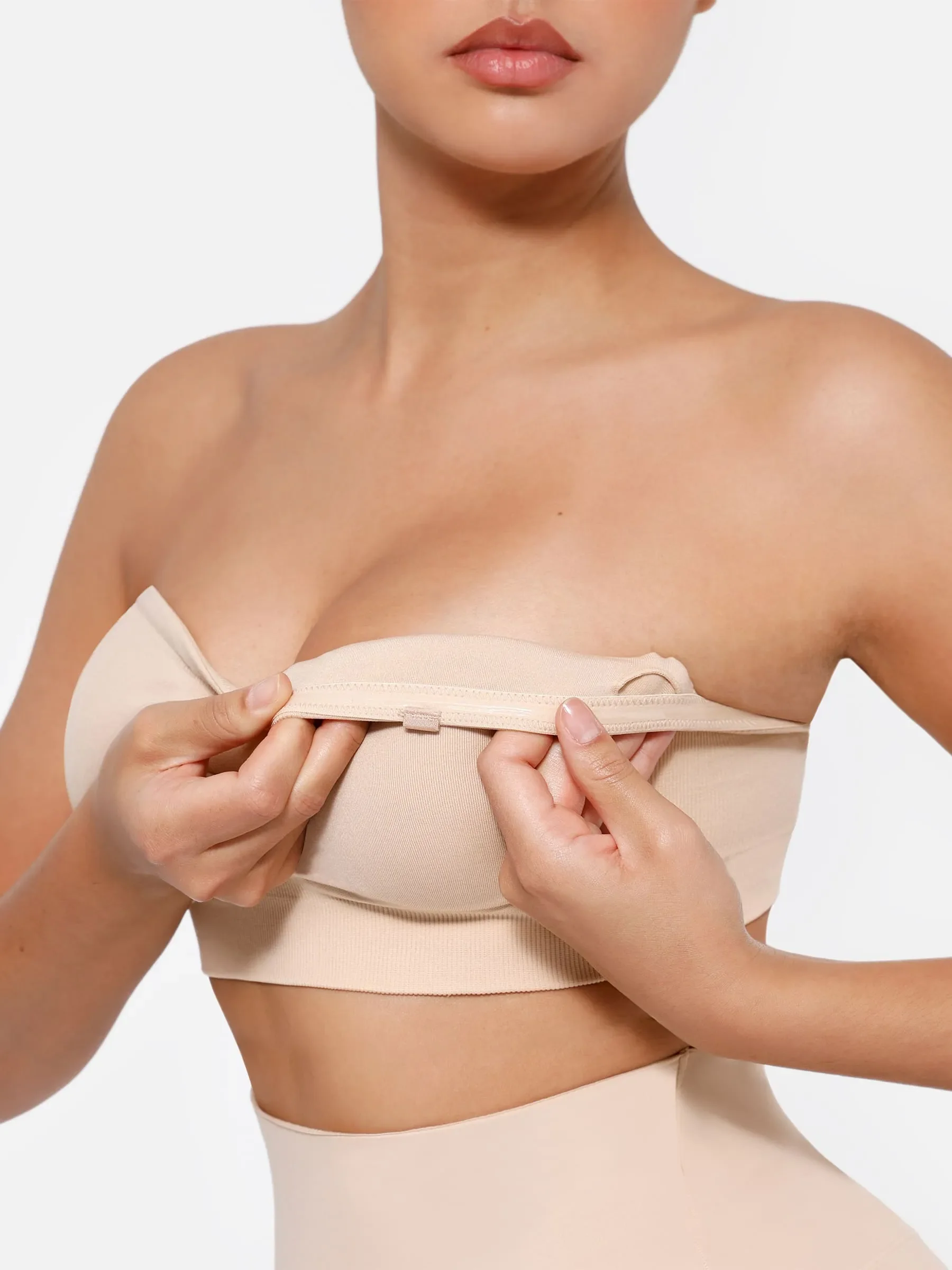 Feelingirl Seamless Strapless Anti-Slip Bra With Removable Pads - Image 3